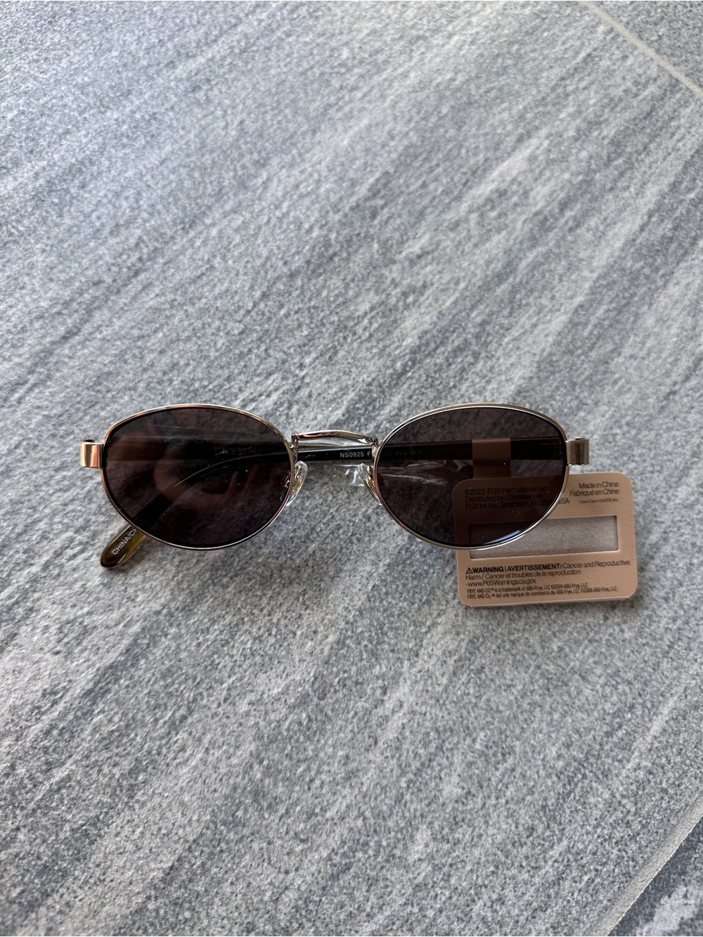NWT FRYE Savannah Women’s Sunglasses in Olive Gold Slim Oval Metal Frame No Case - Picture 14 of 14